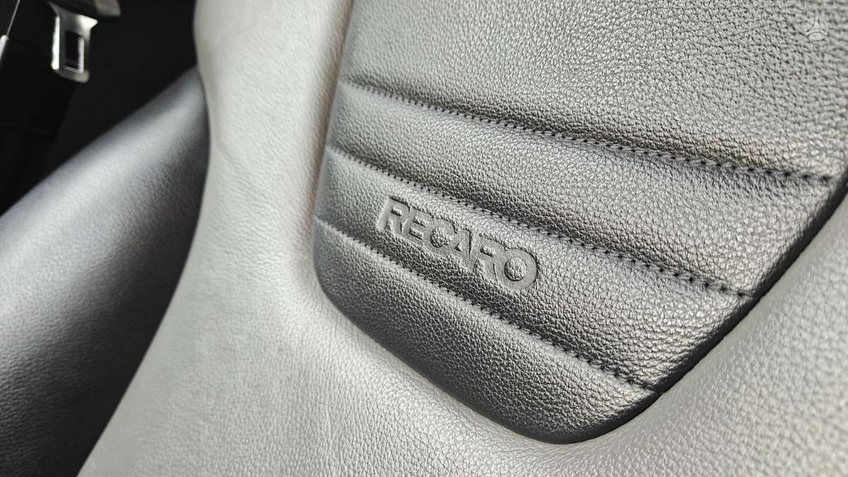 Audi A4 2006 — photo 16