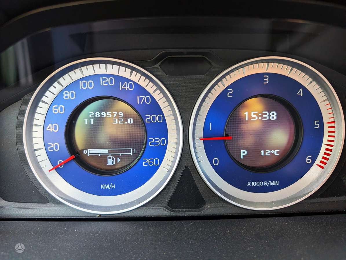 Volvo V70, 2.0 l., Универсал