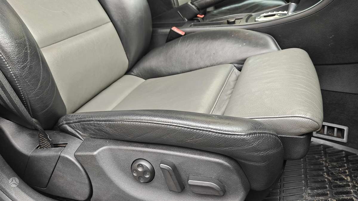 Audi A4 2006 — photo 15