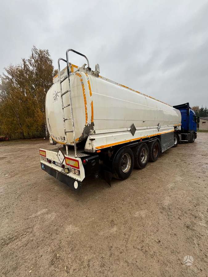 Schwarzmüller, tanker