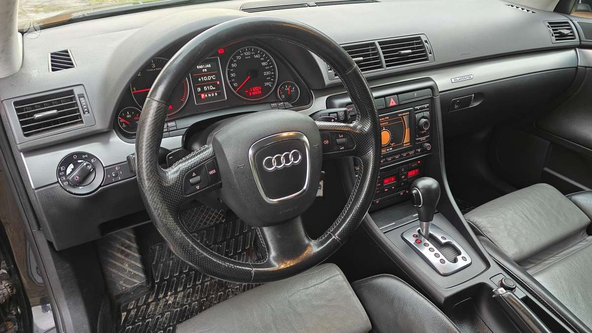Audi A4 2006 — photo 18