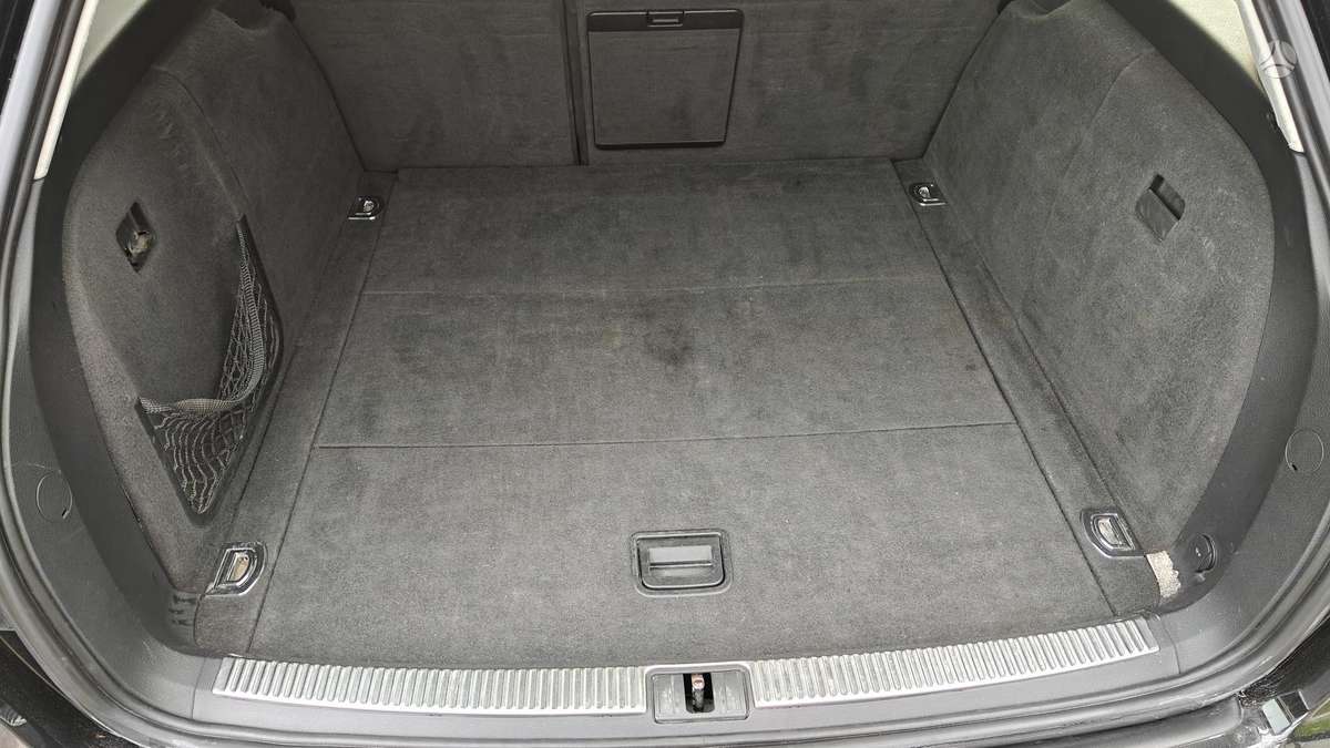 Audi A4 2006 — photo 27