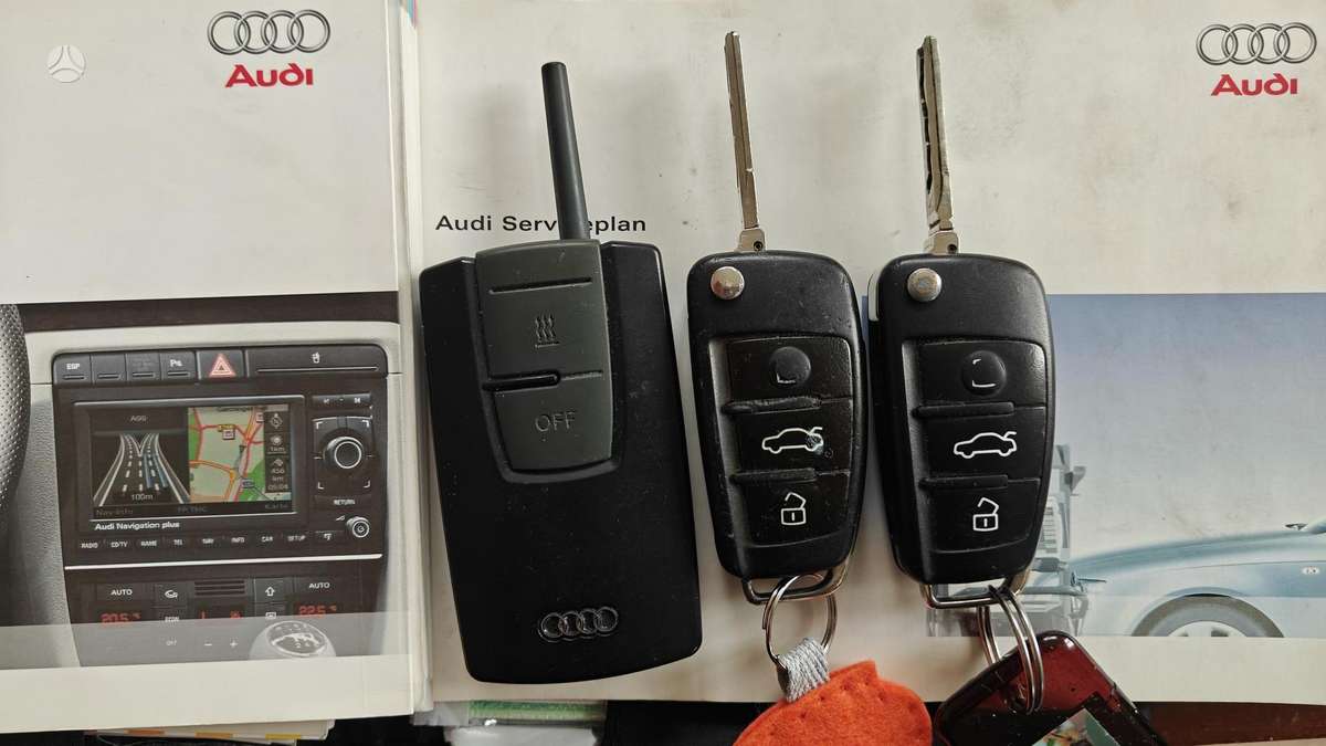 Audi A4 2006 — photo 32