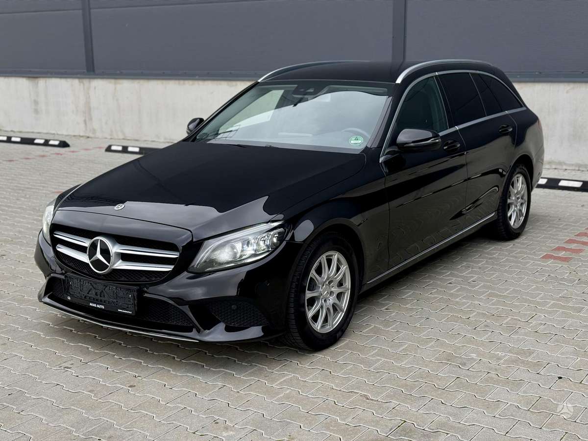 Mercedes-Benz C220