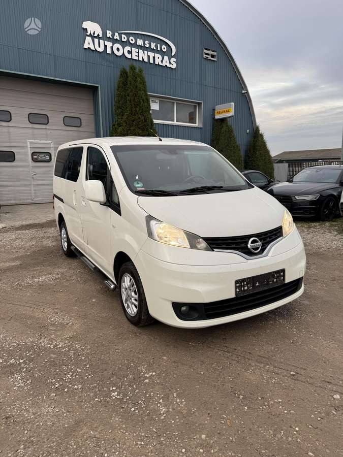 Nissan NV200