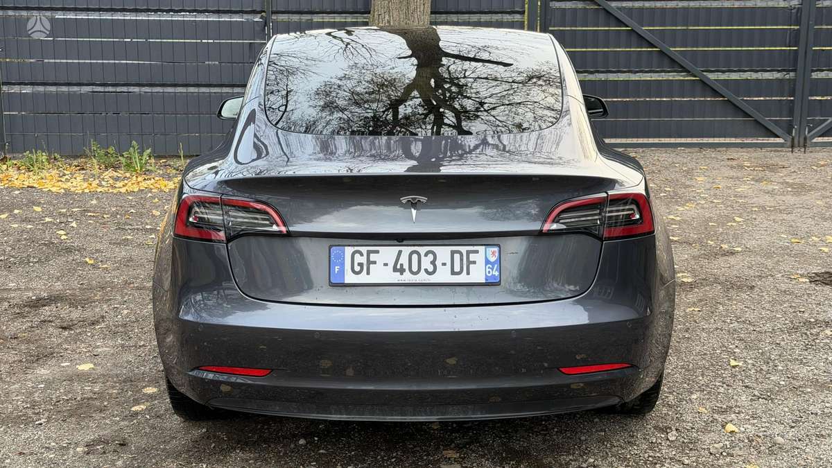 Tesla Model 3, 60 kWh, hatchback