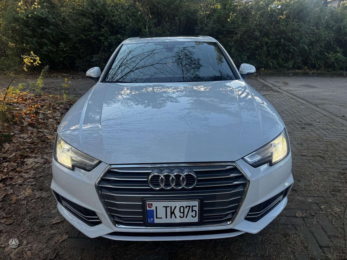 Audi A4, 2.0 l., Седан