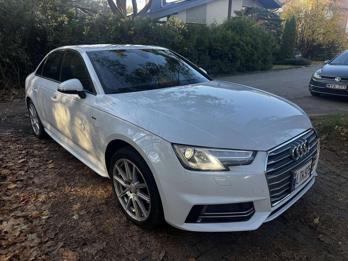 Audi A4, 2.0 l., Седан