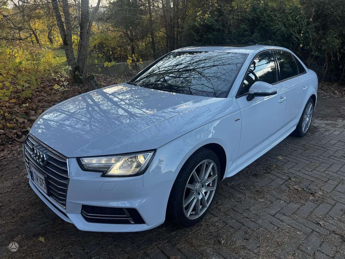 Audi A4, 2.0 l., Седан