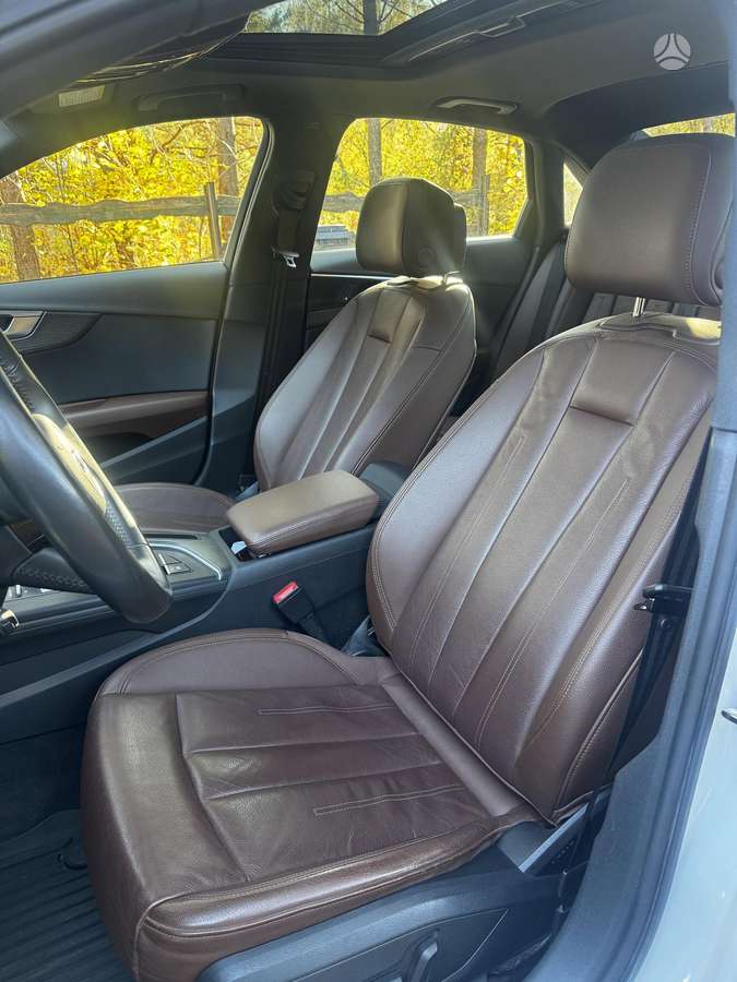 Audi A4, 2.0 l., Седан