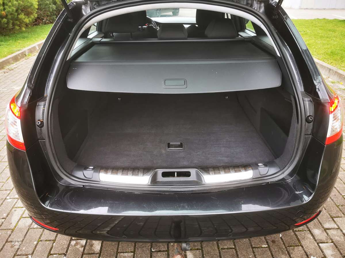 Peugeot 508 2014 — photo 28