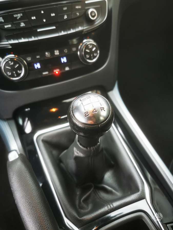 Peugeot 508 2014 — photo 23