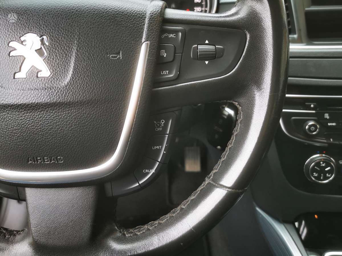 Peugeot 508 2014 — photo 33
