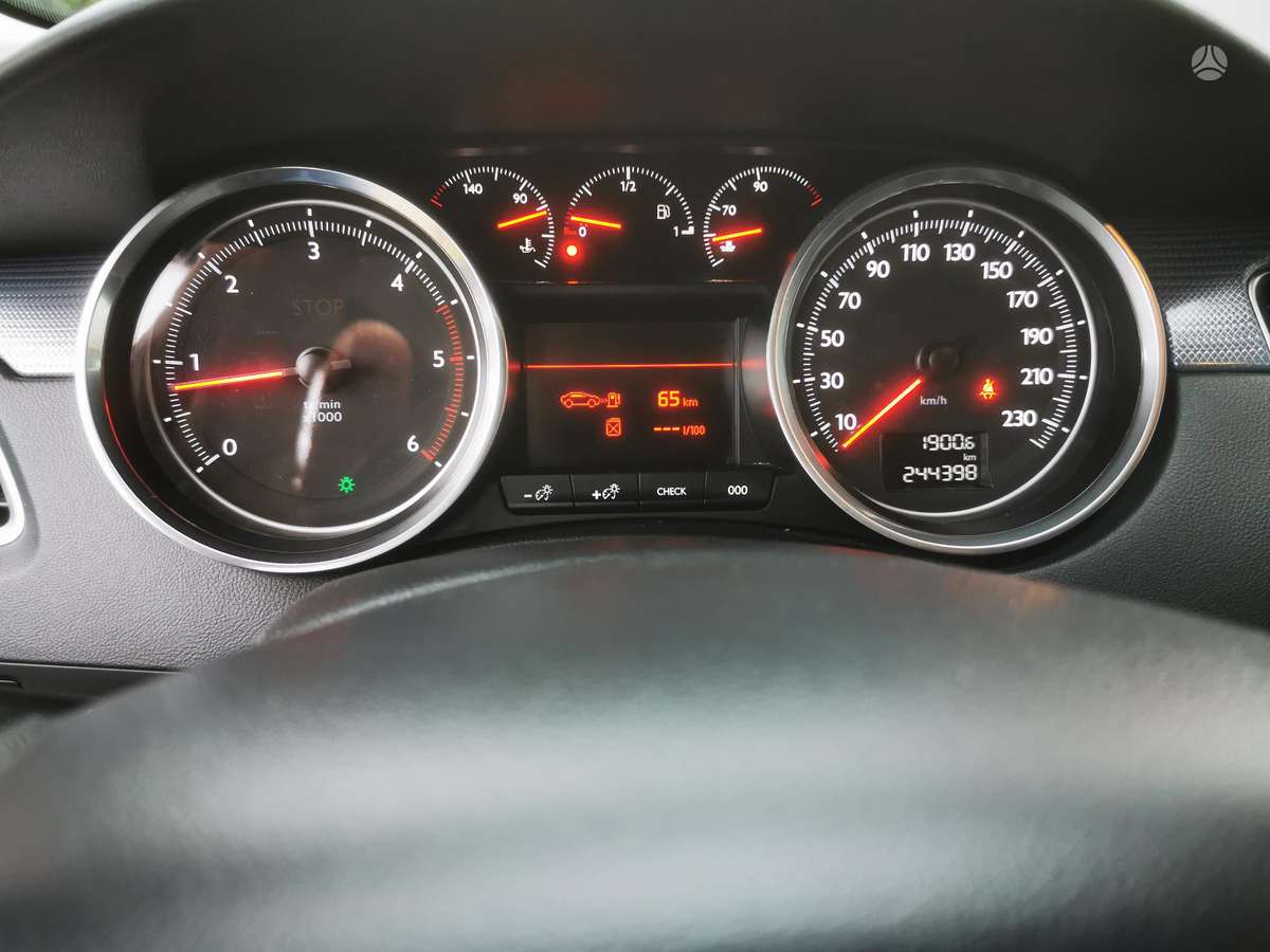 Peugeot 508 2014 — photo 35