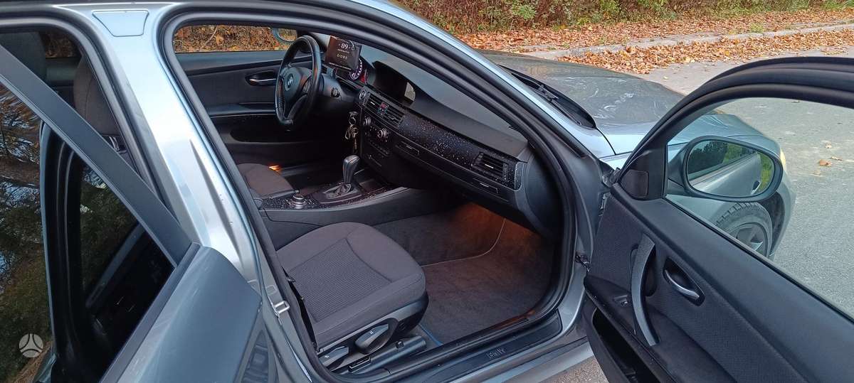BMW 320, 2.0 l., Универсал