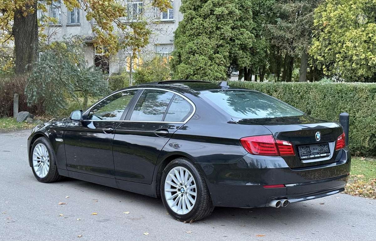 BMW 530
