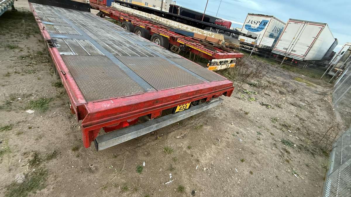 Weightlifter Cartwright, flatbed