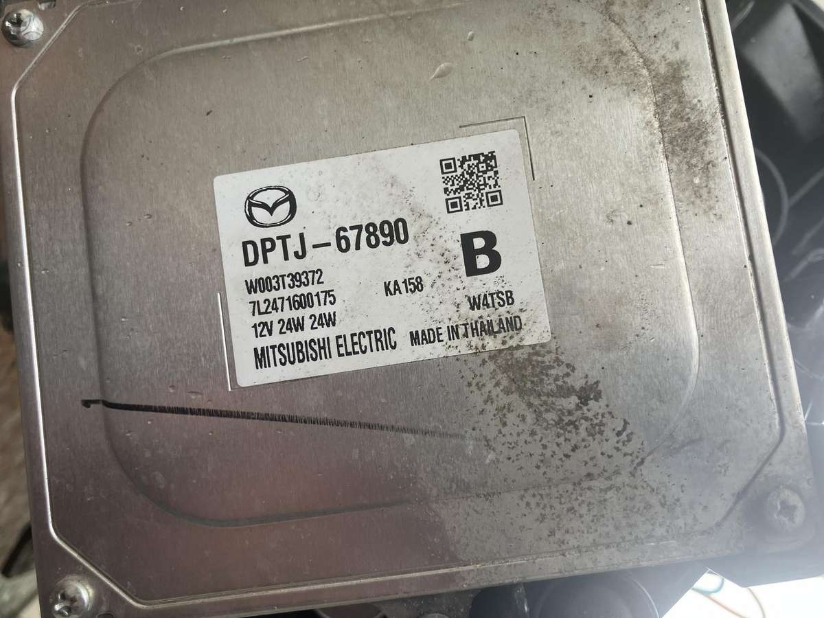Mazda CX-30 bumpers, lights