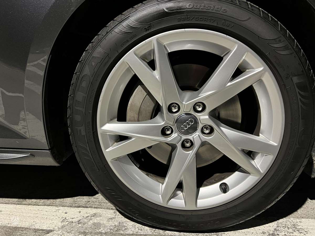 Audi A4, 2.0 l., Универсал