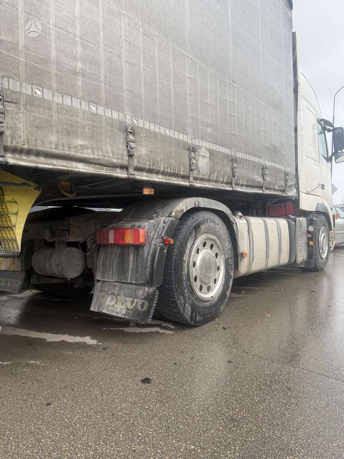 Volvo FH480, 2 спальных места
