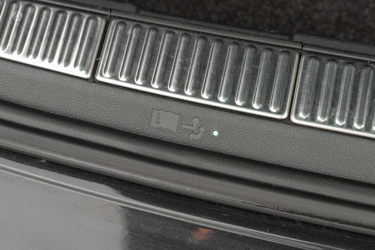 Skoda Superb, 1.8 l., Универсал