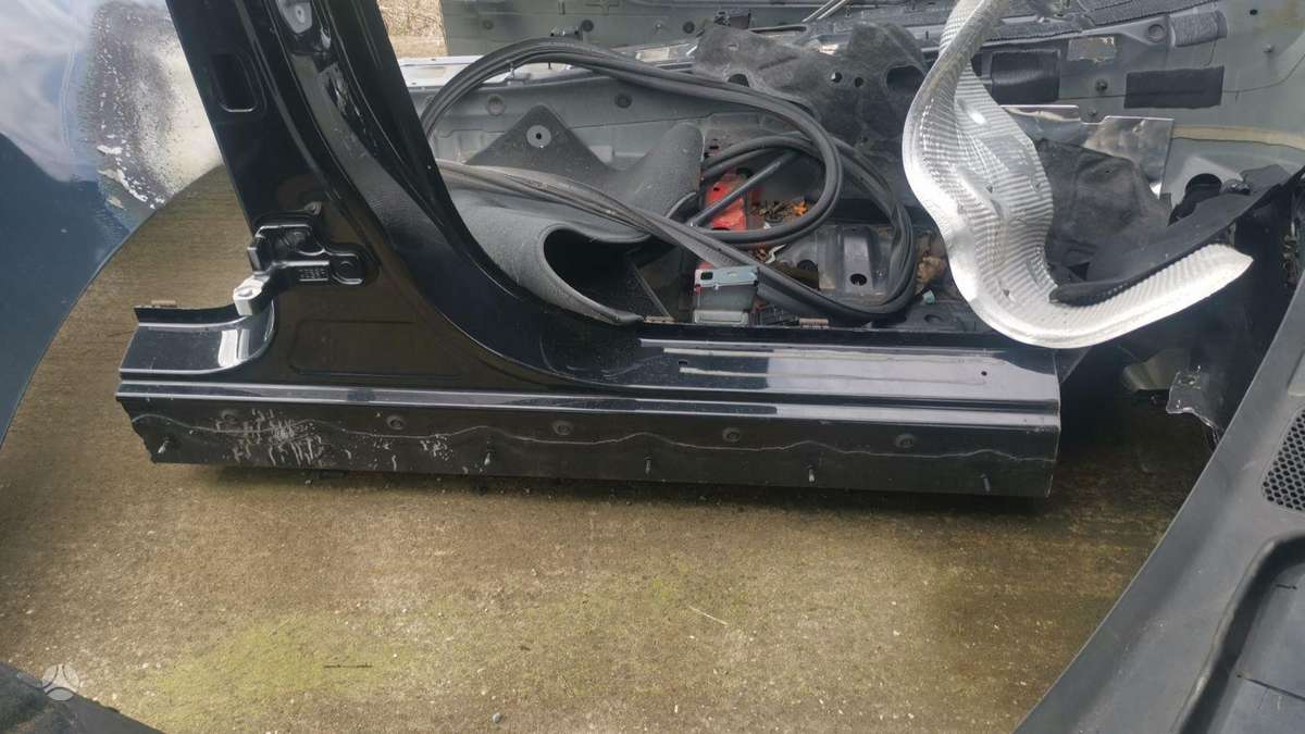 BMW 7 serija детали кузова