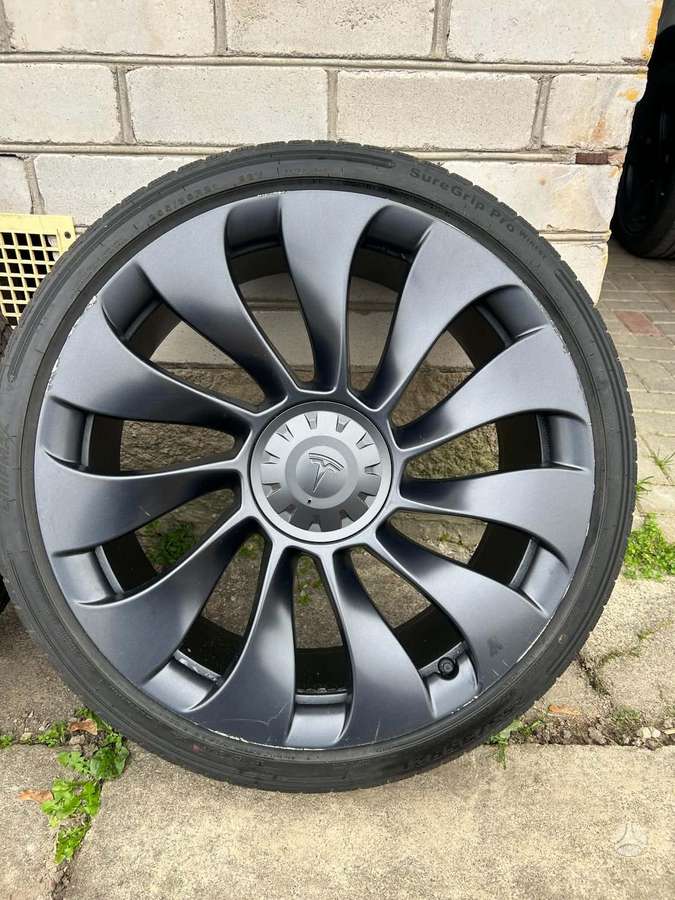 TESLA, lengvojo lydinio, R21