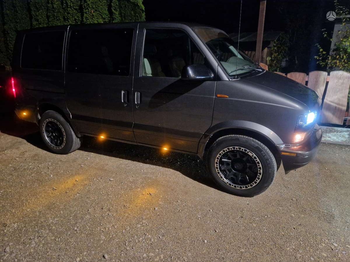 Chevrolet Astro, 4.3 l., minivens 2000-06 m., | A32821788