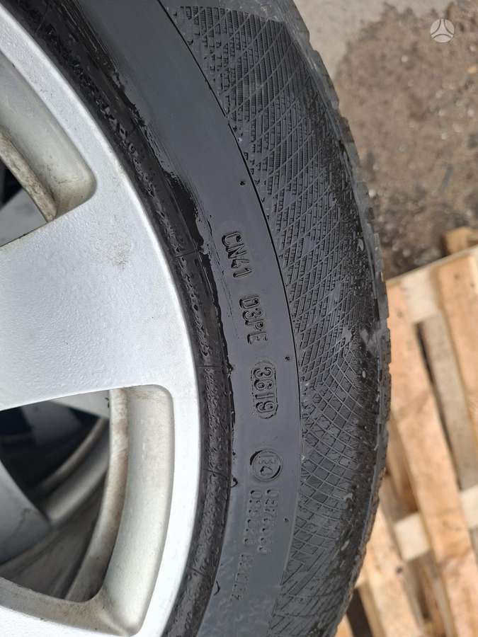 Continental, зимние 225/60 R17