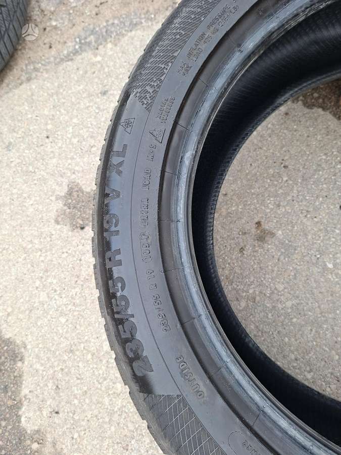 Continental, зимние 235/55 R19