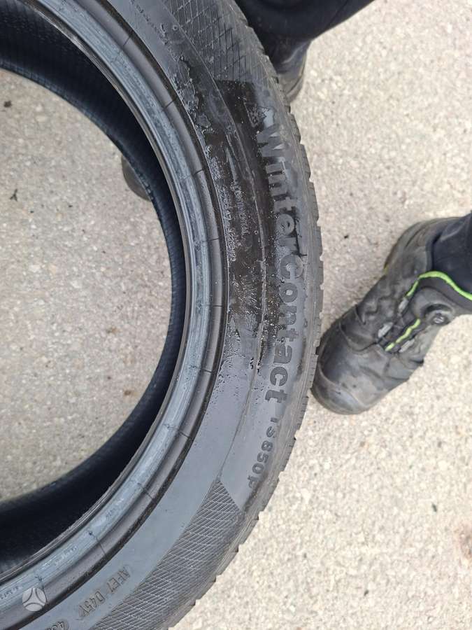 Continental, winter 235/55 R19