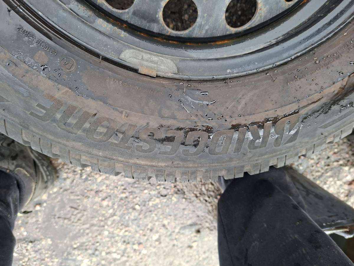 Bridgestone 7mm, winter 215/65 R16