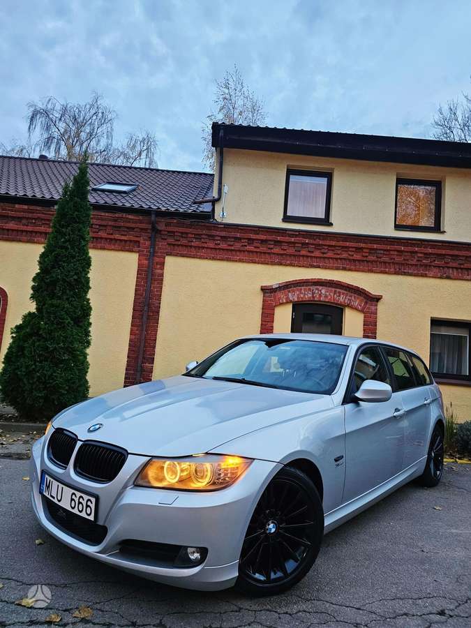 BMW 320, 2.0 l., Универсал