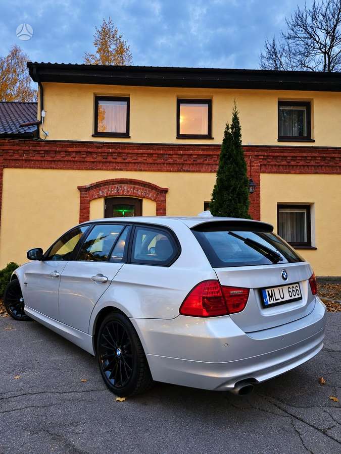 BMW 320, 2.0 l., Универсал