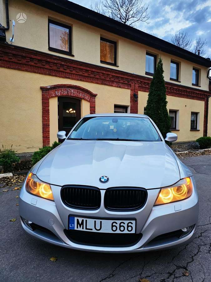 BMW 320, 2.0 l., Универсал