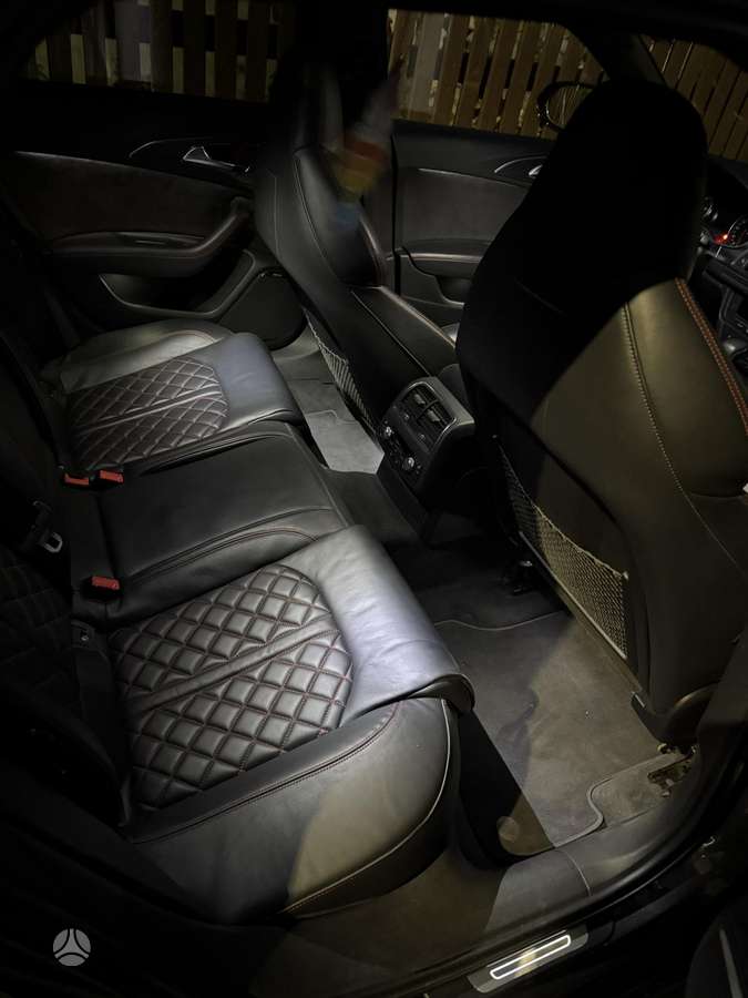 Audi A6, 3.0 l., universalas
