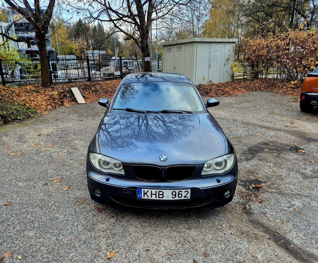 BMW 120, 2.0 l., hatchback