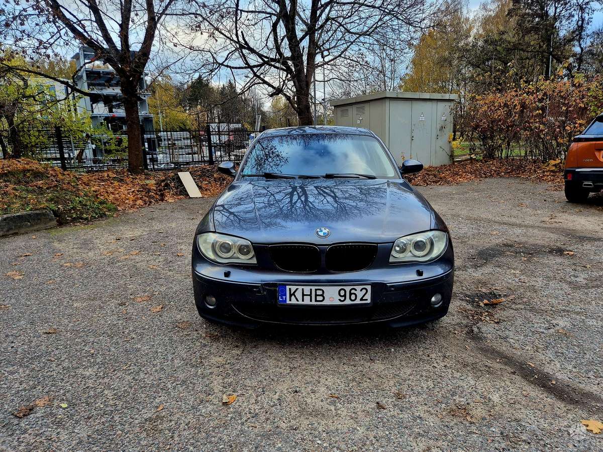 BMW 120, 2.0 l., hatchback