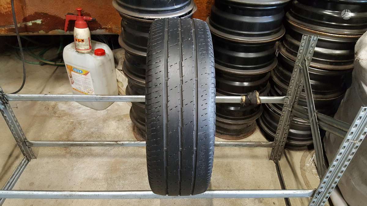 Continental Vanco2, летние 215/65 R16