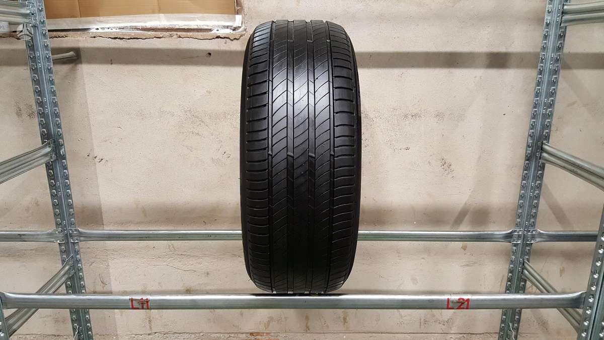 Michelin Primacy 4, summer 235/55 R18