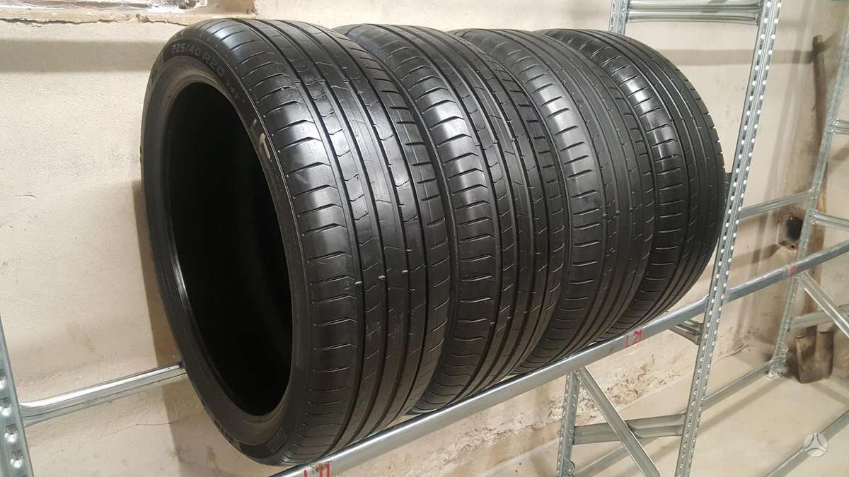 Pirelli PZero TM, vasarinės 225/40 R20