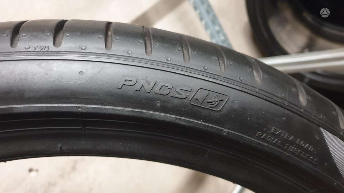 Pirelli PZero TM, летние 265/35 R22