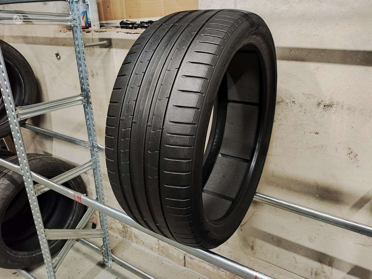 Pirelli PZero TM, летние 275/35 R22