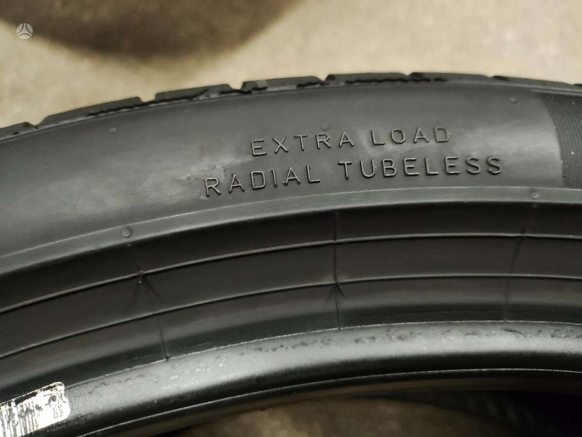 Pirelli PZero TM, летние 275/35 R22