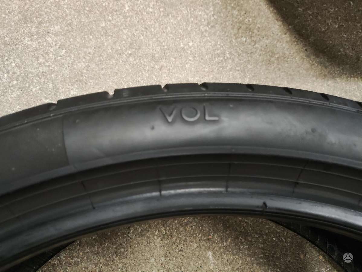 Pirelli PZero TM, летние 275/35 R22