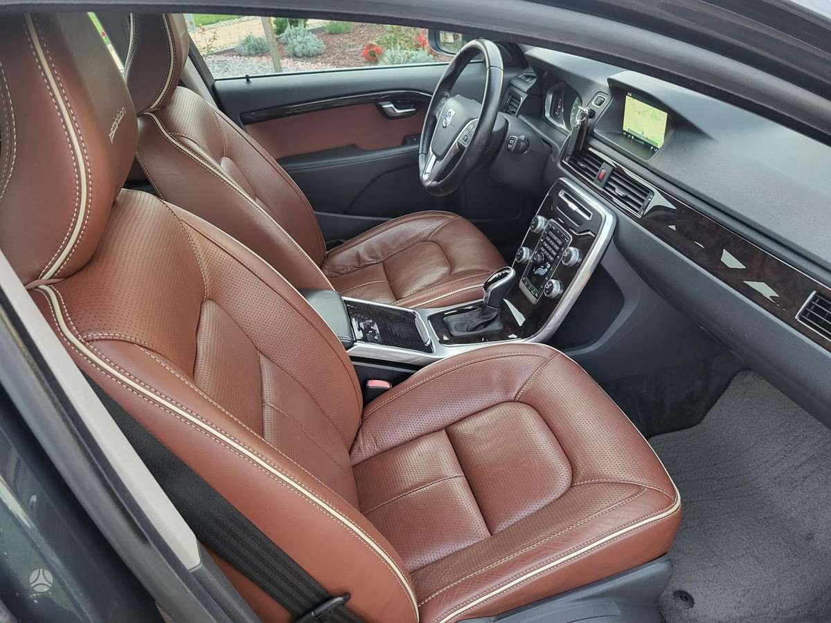 Volvo V70, 2.0 l., Универсал