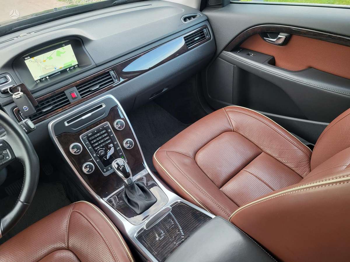 Volvo V70, 2.0 l., universalas