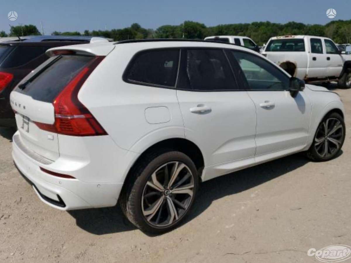 Volvo XC60 по частям