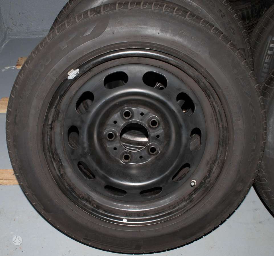 BMW, стальные штампованные диски, R16