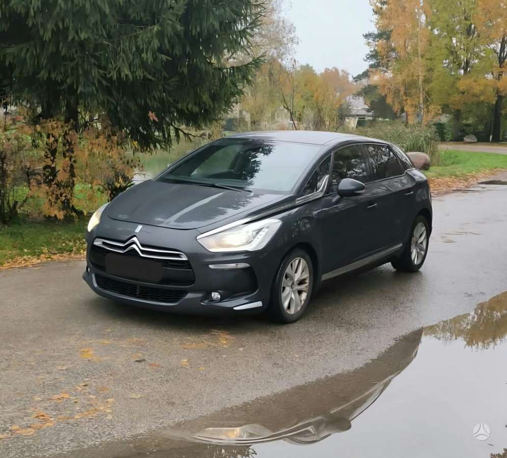 Citroen DS5